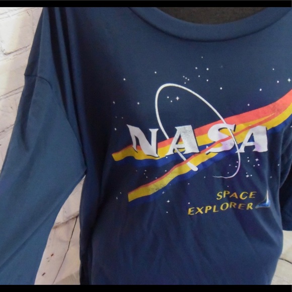Juniors NASA Graphic Shirt 3/4 sleeves - Picture 2 of 6